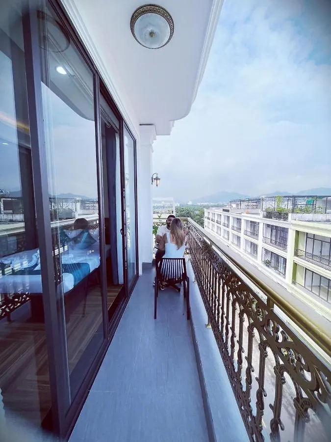 Le House Hotel And Studio Đà Nẵng 2*,