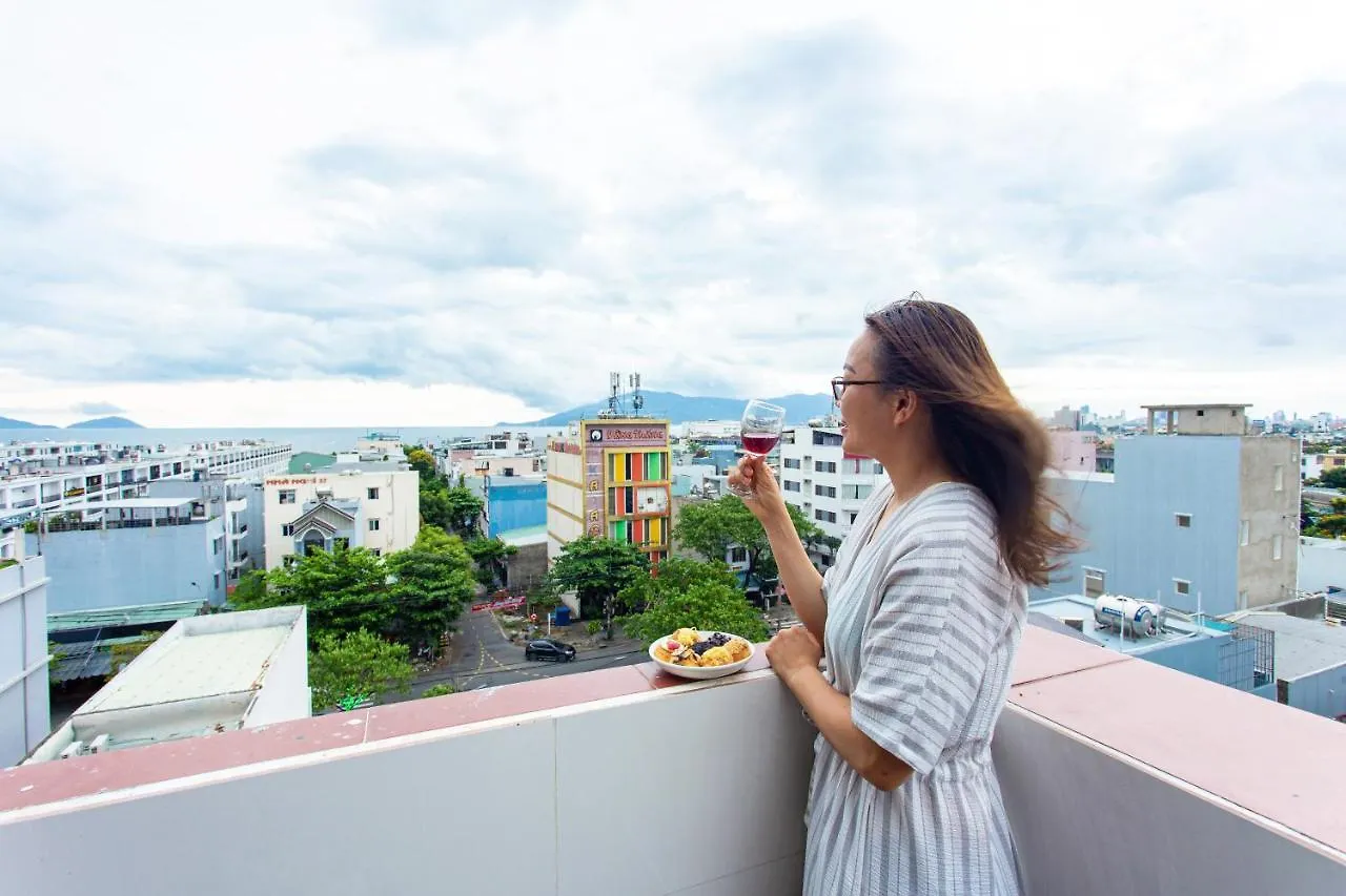 Le House Hotel And Studio Đà Nẵng 2*,